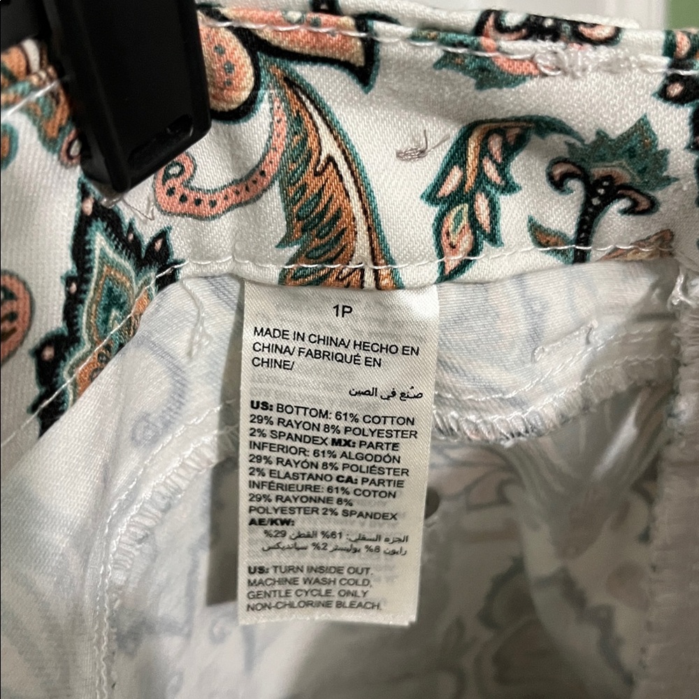 CHICOS Multicolor Patterned Chinos - Picture 7 of 7